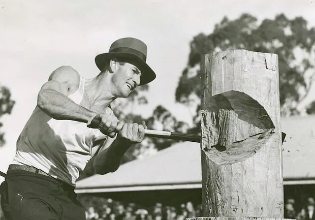 Mirror takes an axe to digital new formats team