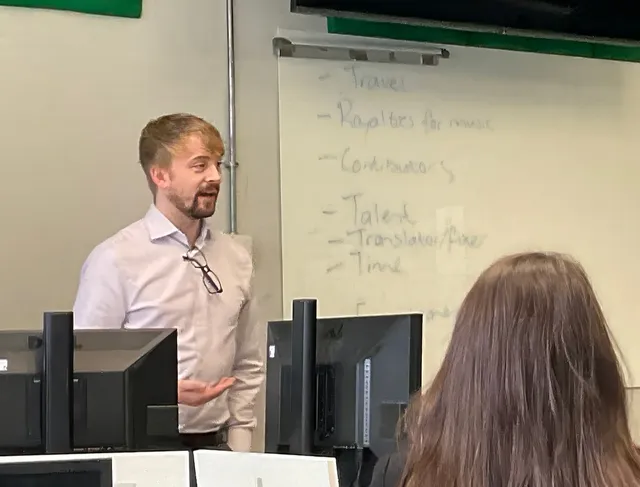 The Telegraph's David Knowles talking to masters students in a workshop room at City, University of London