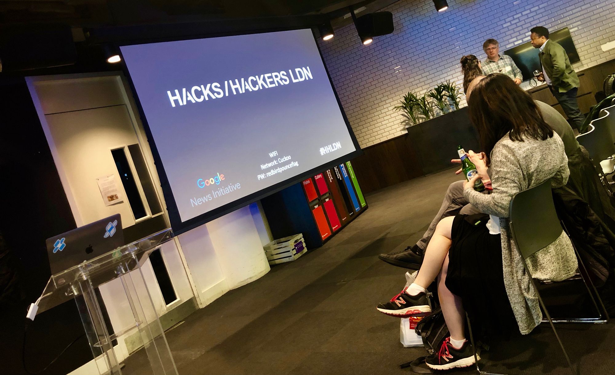 Hacks/Hackers London: News for millennial investors, engaged journalism and data leakage to Facebook